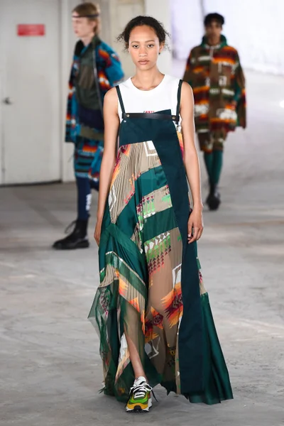 Look 3